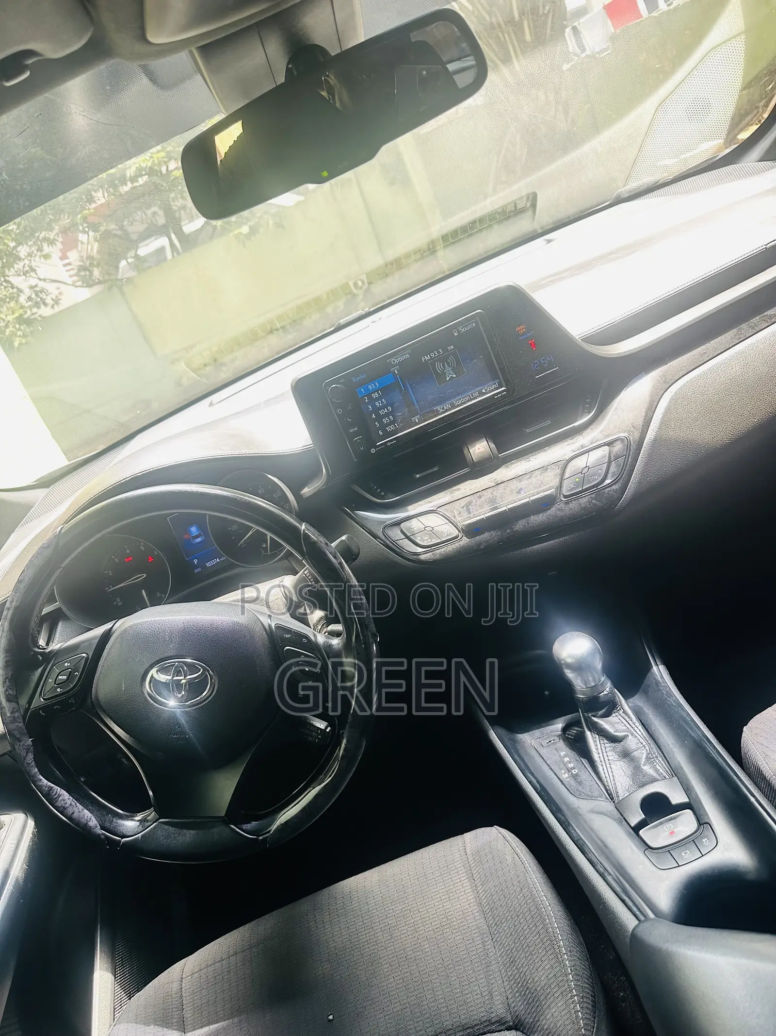 Toyota C-HR XLE Prermium FWD (2.0L 4cyl 2AM) 2018 Green