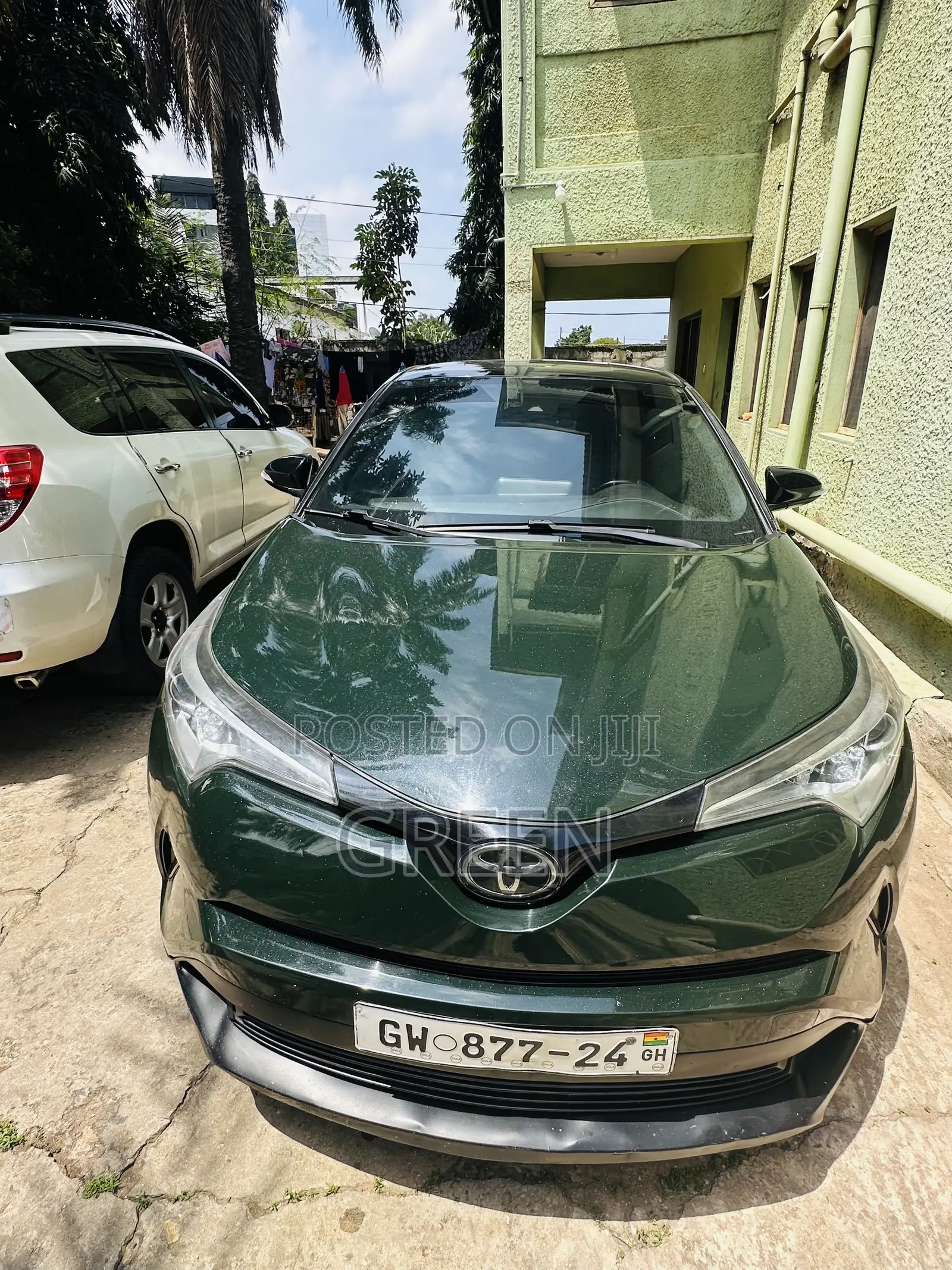 Toyota C-HR XLE Prermium FWD (2.0L 4cyl 2AM) 2018 Green