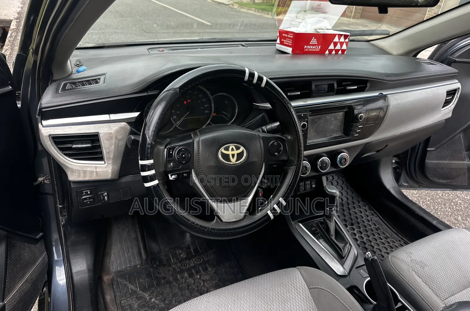 Toyota Corolla 2016 Gray