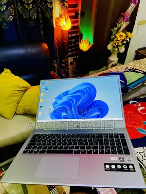 Laptop Medion Erazer X7851 8GB Intel Core i5 HDD+SSD 256GB