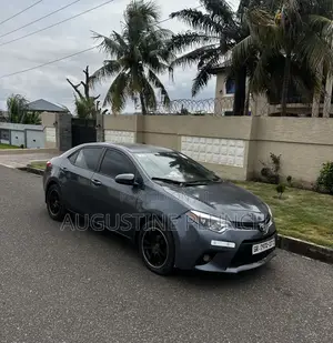 Toyota Corolla 2016 Gray