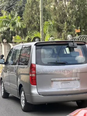 Hyundai Starex 2016 Grey