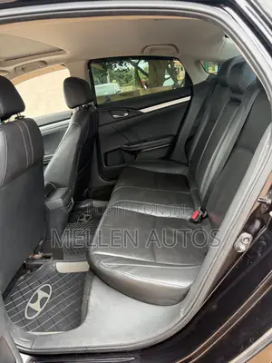 Honda Civic Touring 4dr Sedan (1.5L 4cyl) 2016 Black