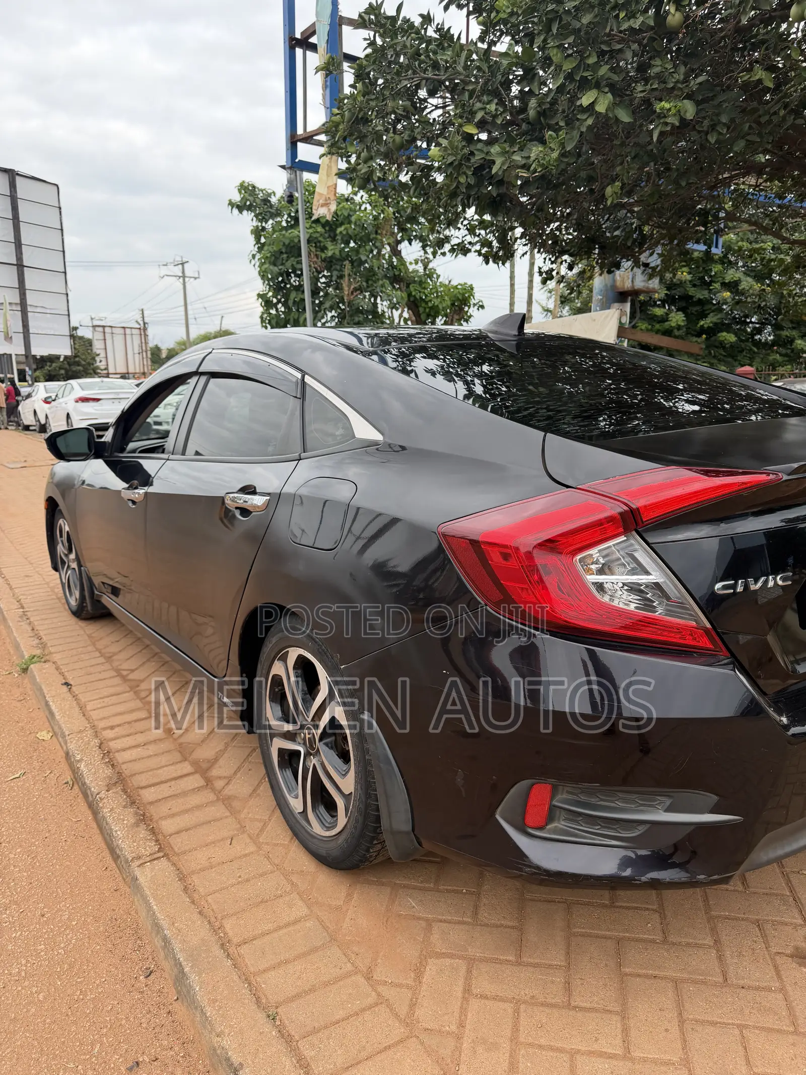Honda Civic Touring 4dr Sedan (1.5L 4cyl) 2016 Black