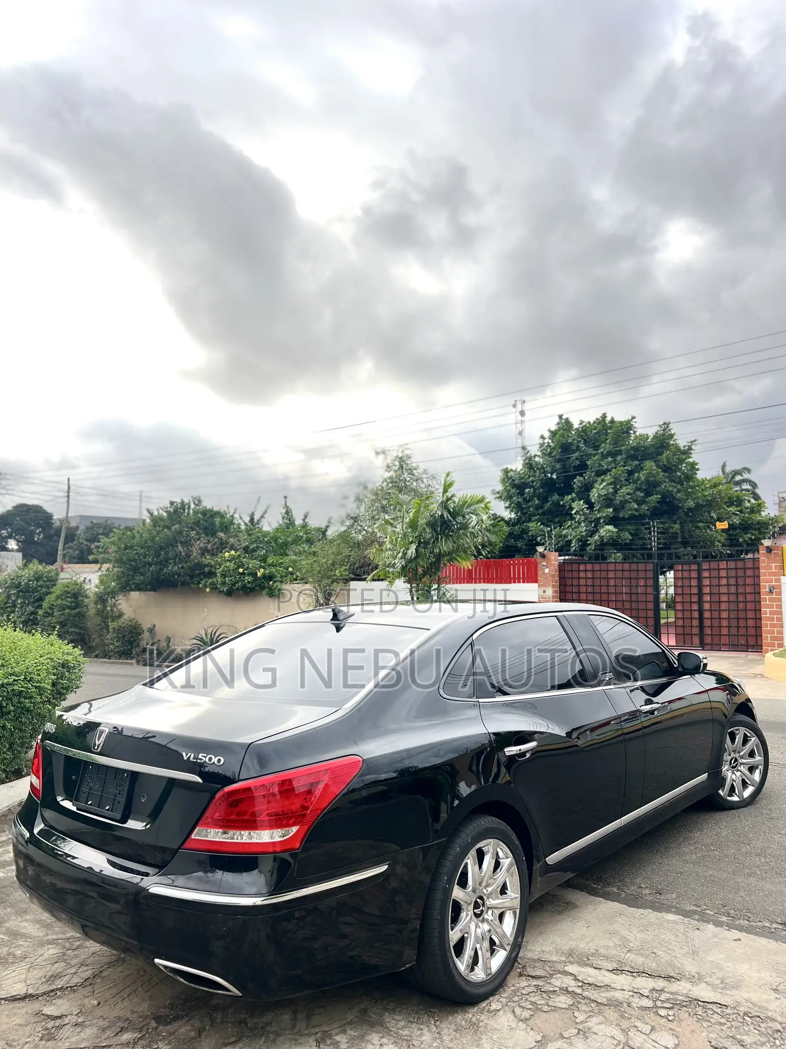 Hyundai Equus Signature 4dr Sedan (5.0L 8cyl 8A) 2015 Black