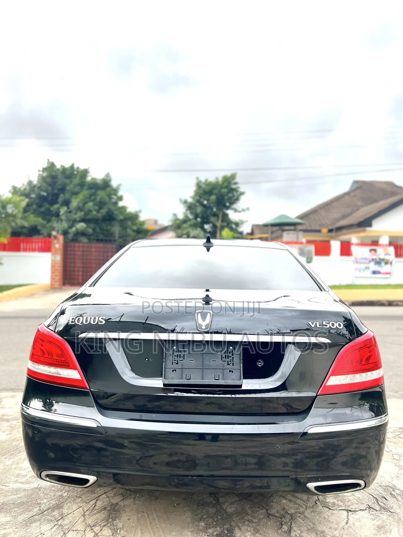 Hyundai Equus Signature 4dr Sedan (5.0L 8cyl 8A) 2015 Black