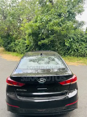 Hyundai Elantra Limited 2018 Black