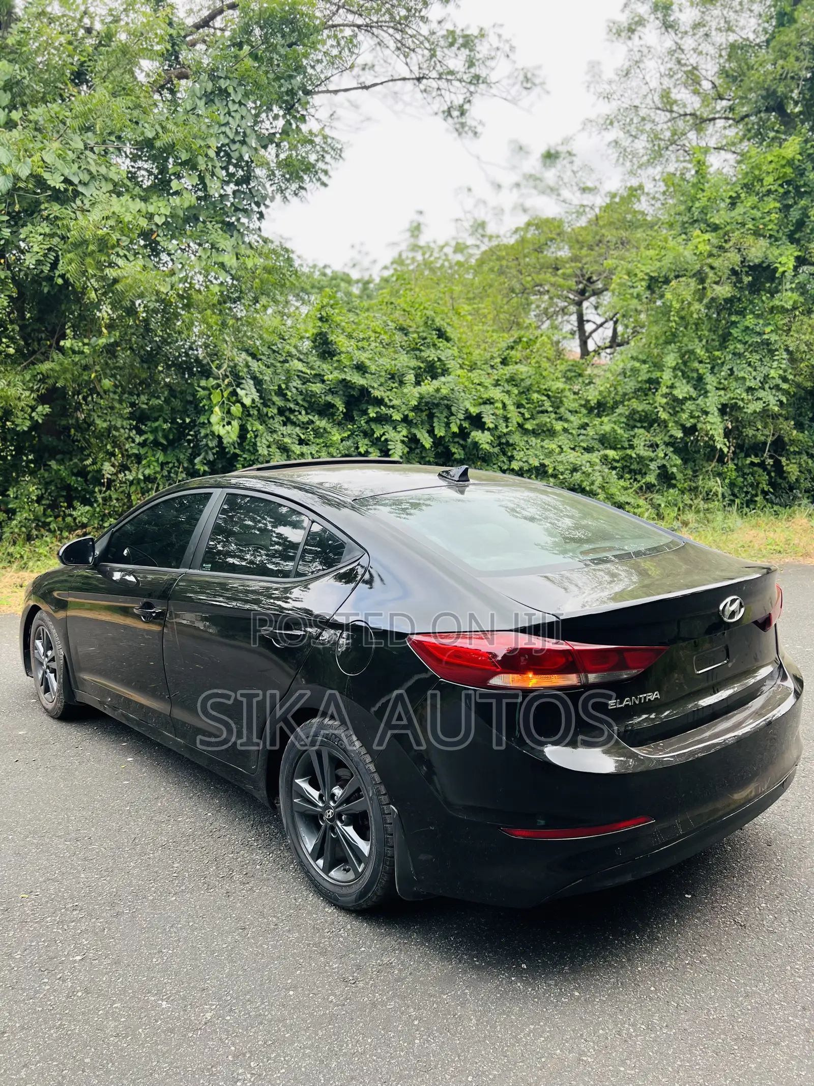 Hyundai Elantra Limited 2018 Black