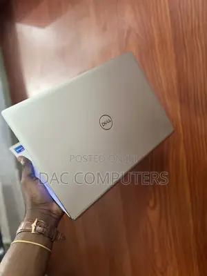 Laptop Dell Inspiron 14 7000 16GB Intel Core i7 SSD 256GB
