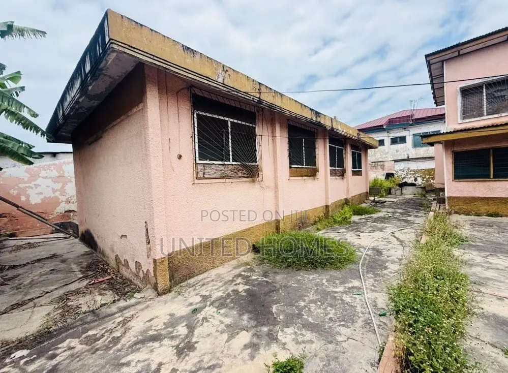5bdrm House in Radio Gold Area for sale