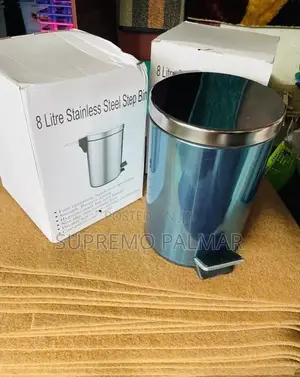 Compact Hands-Free Pedal Can With Inner Bucket -8Litre Stainless Steel