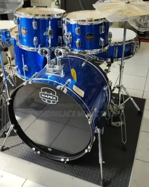 Mapex Venus Series Acoustic Drumset (5-Piece)