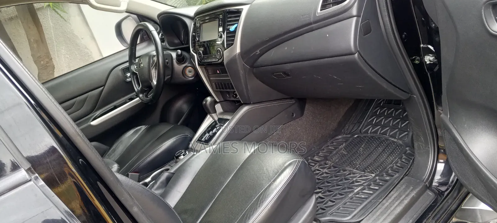 Mitsubishi L200 2020 Black