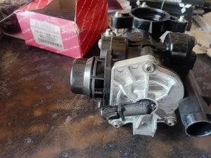 Thermostat for Mercedes C300 With OM642 Engine