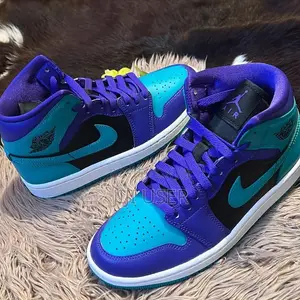 Air Jordan 1Mid 'Blacc Grape Teal Purple Sneaker. Size 38.5