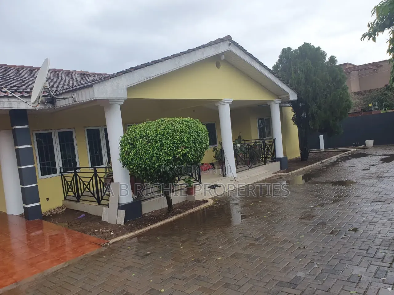 7bdrm Bungalow in Ab Richie Properties, Station Area for rent