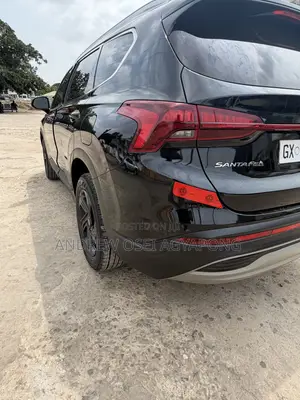 Hyundai Santa Fe 2021 Black