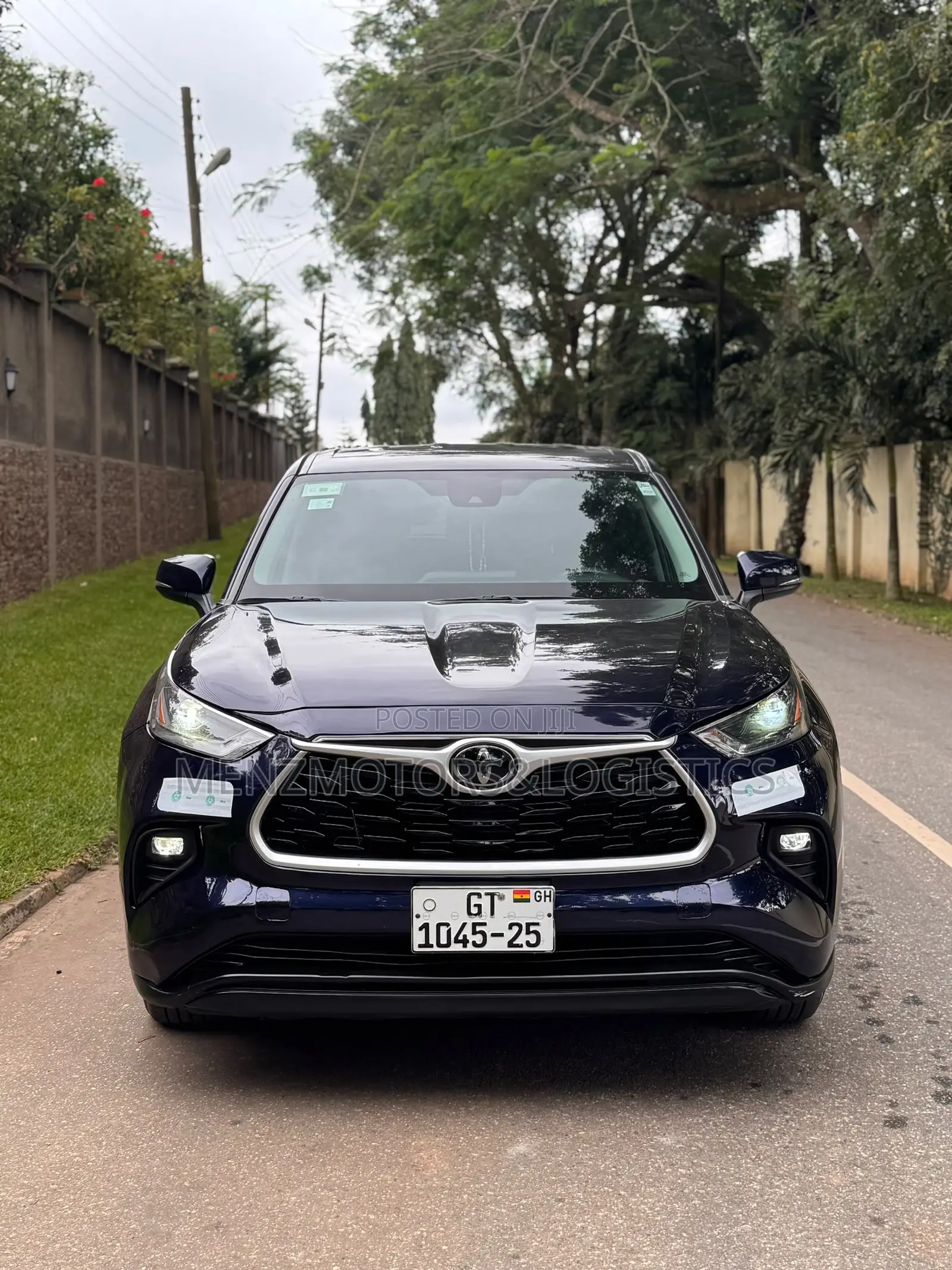 Toyota Highlander LE AWD 2023 Blue