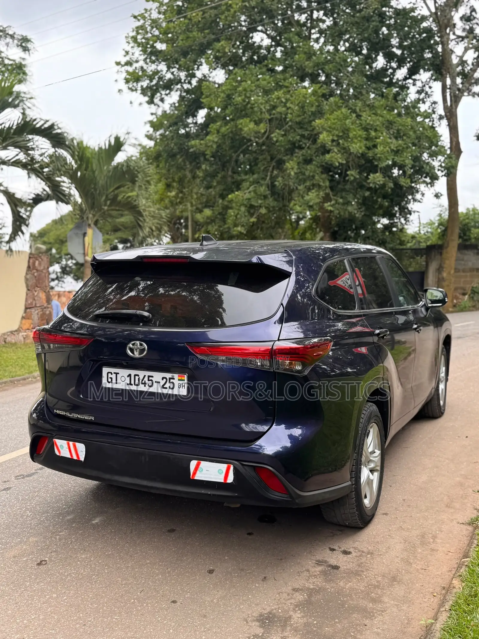 Toyota Highlander LE AWD 2023 Blue