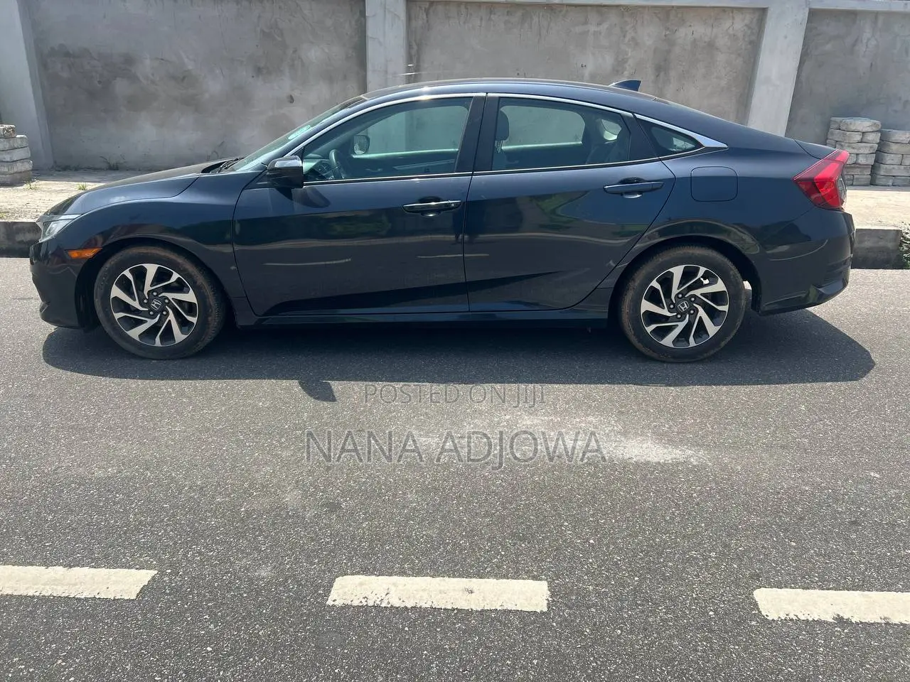 Honda Civic EX 4dr Sedan (2.0L 4cyl) 2017 Blue