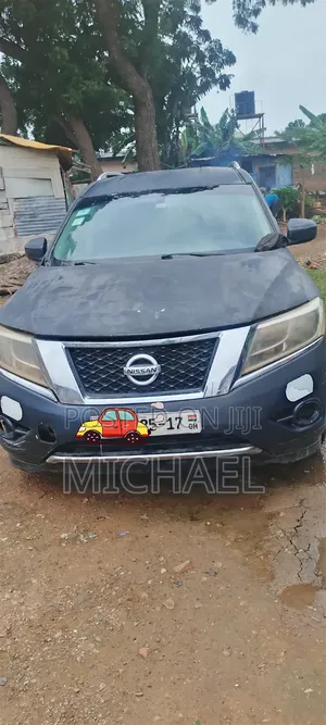 Nissan Pathfinder 2014 Black