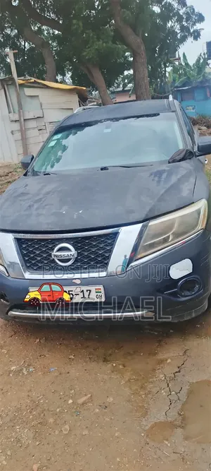 Nissan Pathfinder 2014 Black