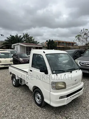 Daihatsu Hijet 2006 White