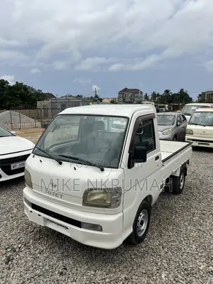 Daihatsu Hijet 2006 White