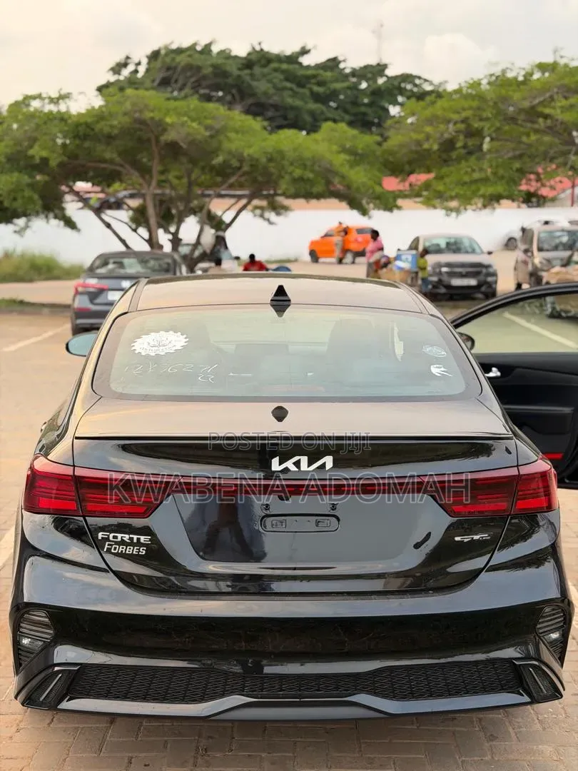 Kia Forte 2022 Black