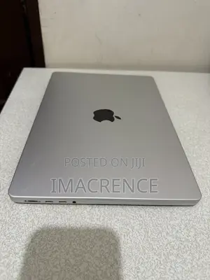 Laptop Apple MacBook Pro 2023 M3 Pro 18GB Apple M3 Pro SSD 512GB