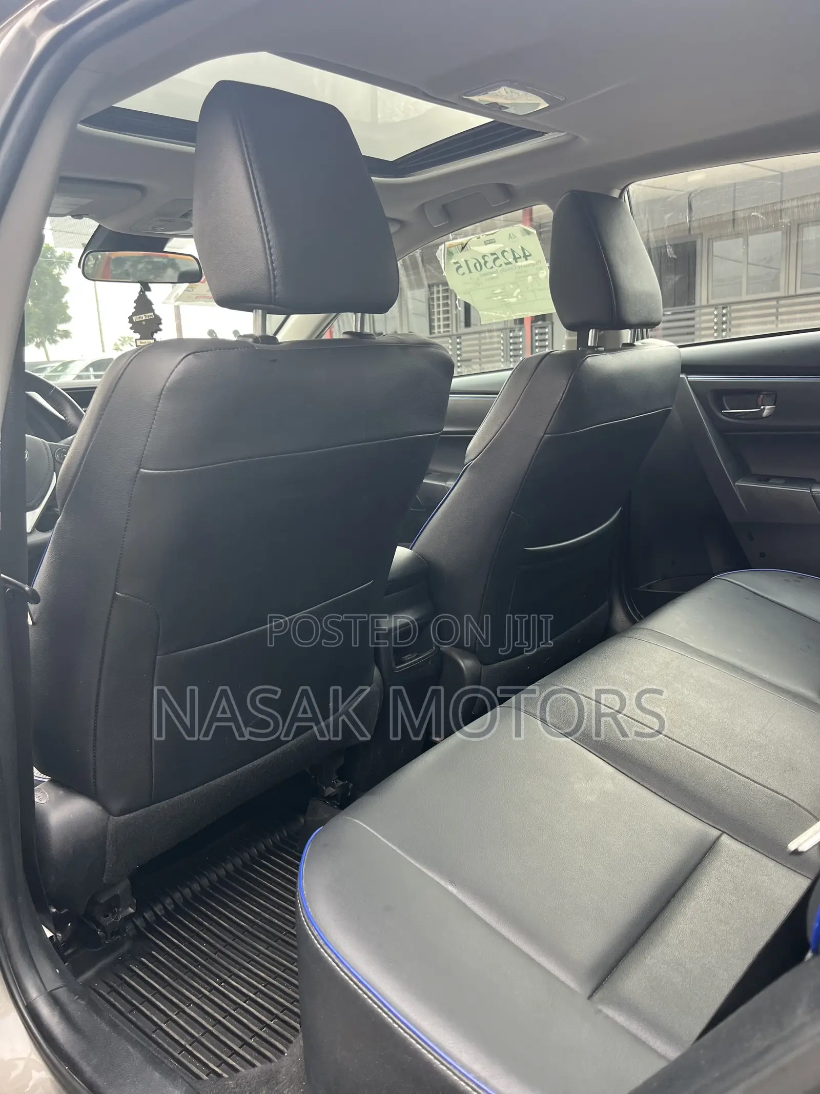 Toyota Corolla XSE (1.8L 4cyl 2A) 2018