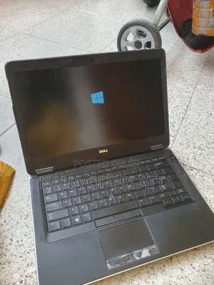 New Laptop Dell Latitude 7400 8GB Intel SSD 256GB