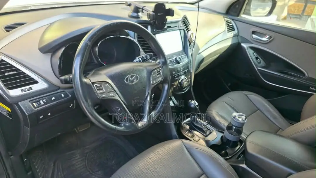 Hyundai Santa Fe 2015 Gray