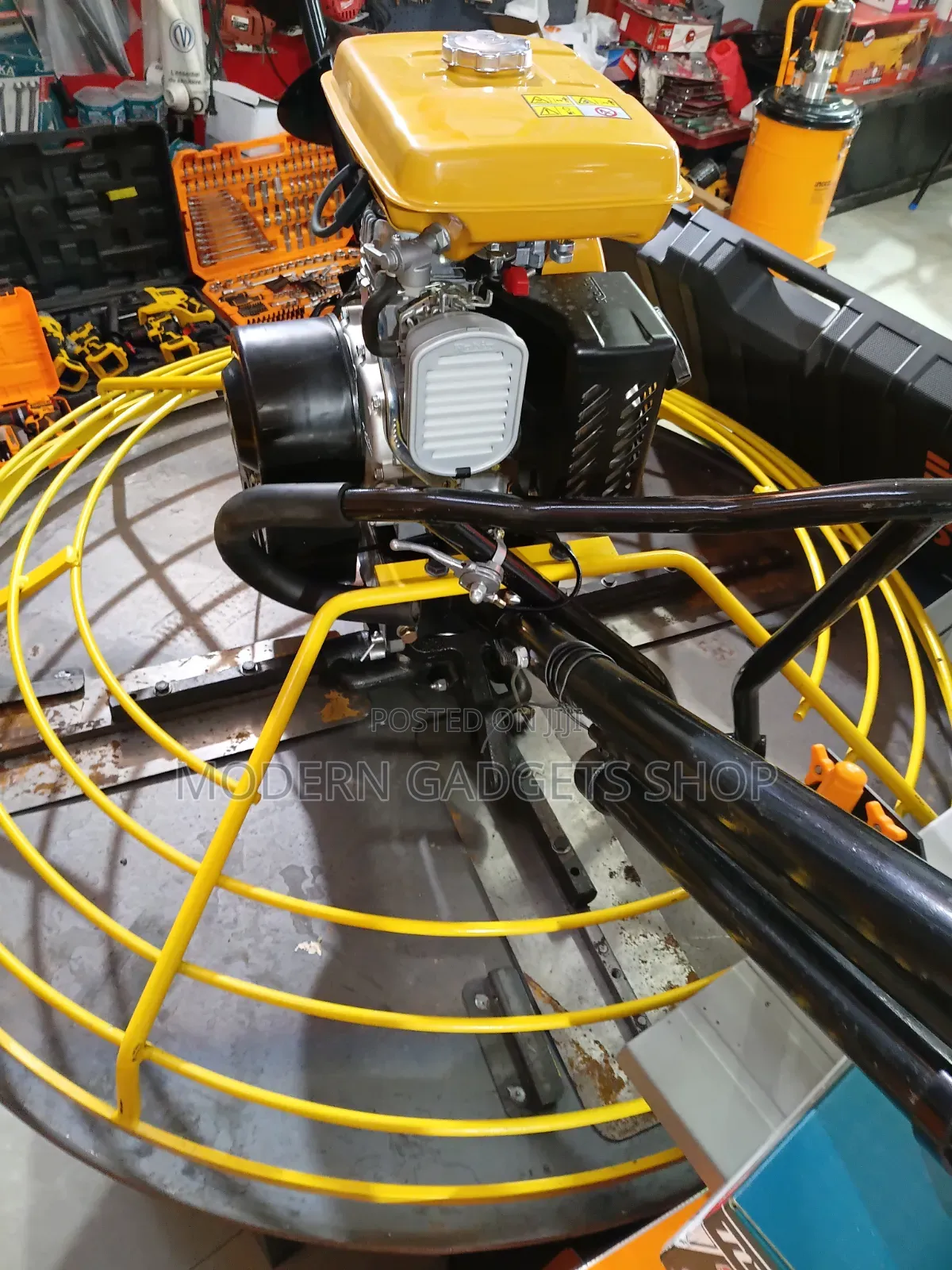 Power Trowel Concrete Finishing –Petrol Engine Floor Smoothing Machine