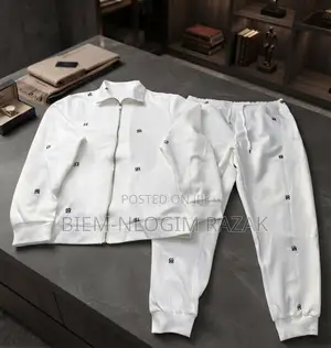 High Quality Balenciaga and Gucci Top N Down Available in Stock