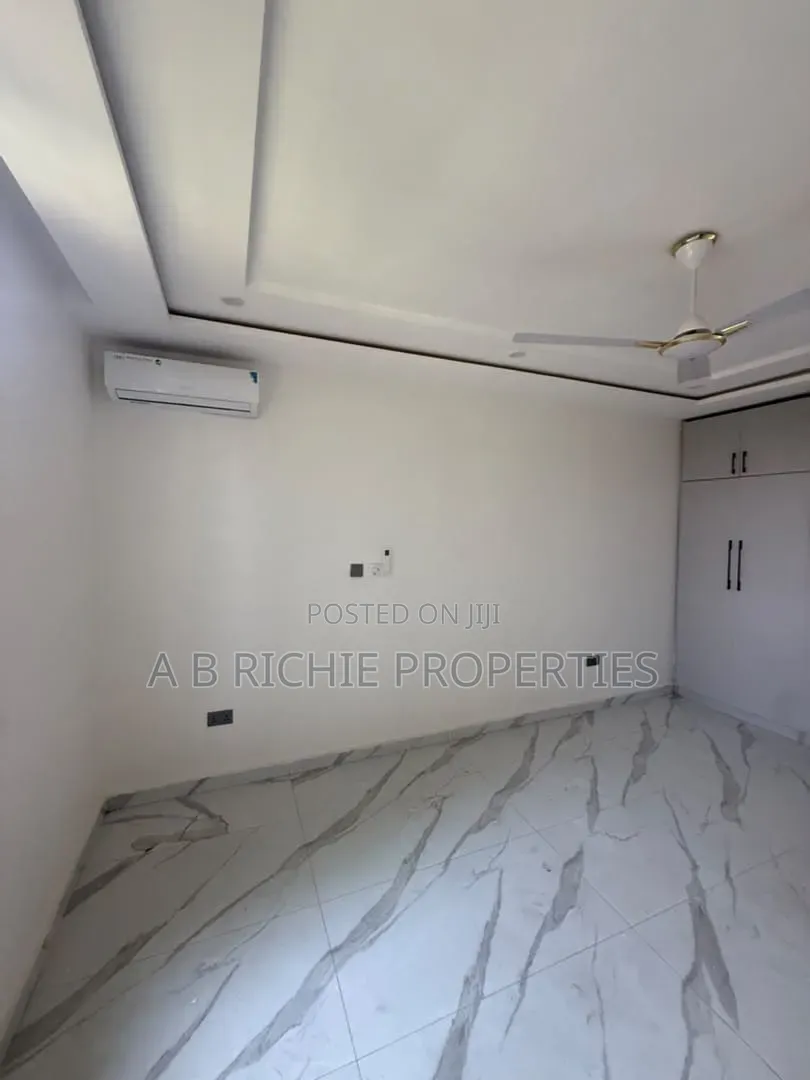 5bdrm House in Ab Richie Properties, Lartebiokorshie for rent