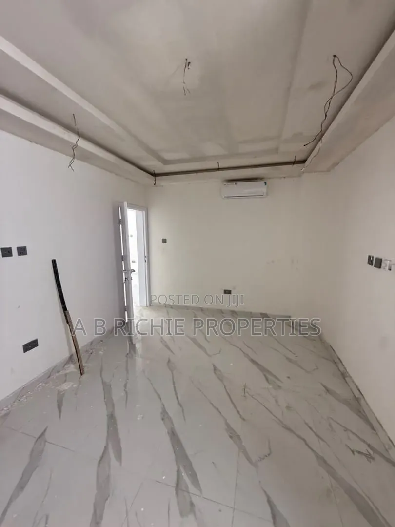 5bdrm House in Ab Richie Properties, Lartebiokorshie for rent