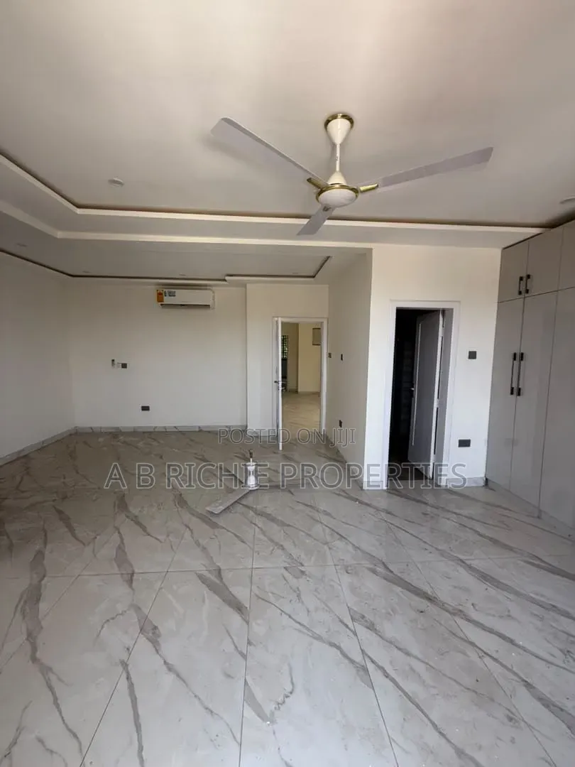 5bdrm House in Ab Richie Properties, Lartebiokorshie for rent