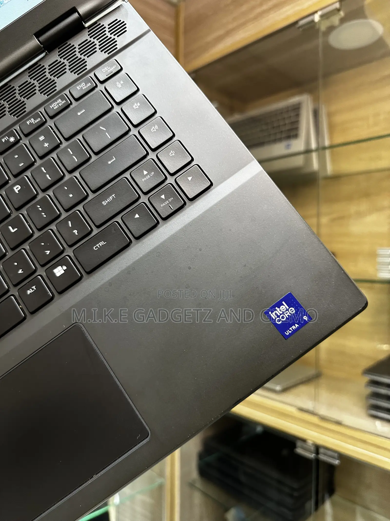 Laptop Alienware M16 R2 32GB Intel Core Ultra 9 SSD 1T