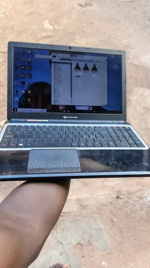 Laptop Packard Bell 4GB AMD HDD 350GB