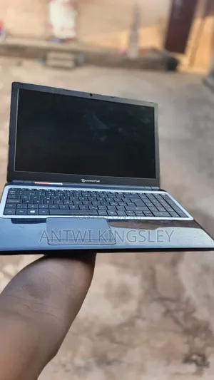 Laptop Packard Bell 4GB AMD HDD 350GB
