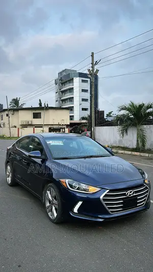Hyundai Elantra Sport Sedan FWD (1.6L 4cyl 6M) 2017 Blue