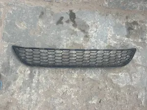 Nissan Sentra 2016 2017 2018 Bumper Down Grille Shells