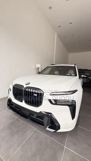 New BMW X7 M60i Sports Activity Vehicle 2025 White