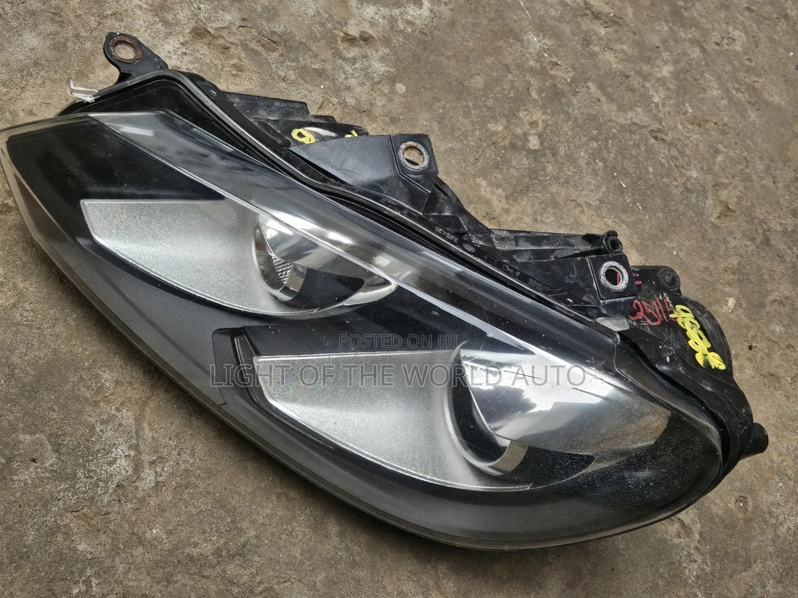 Golf 6 Mk6 Headlight Driver Side Charger Type
