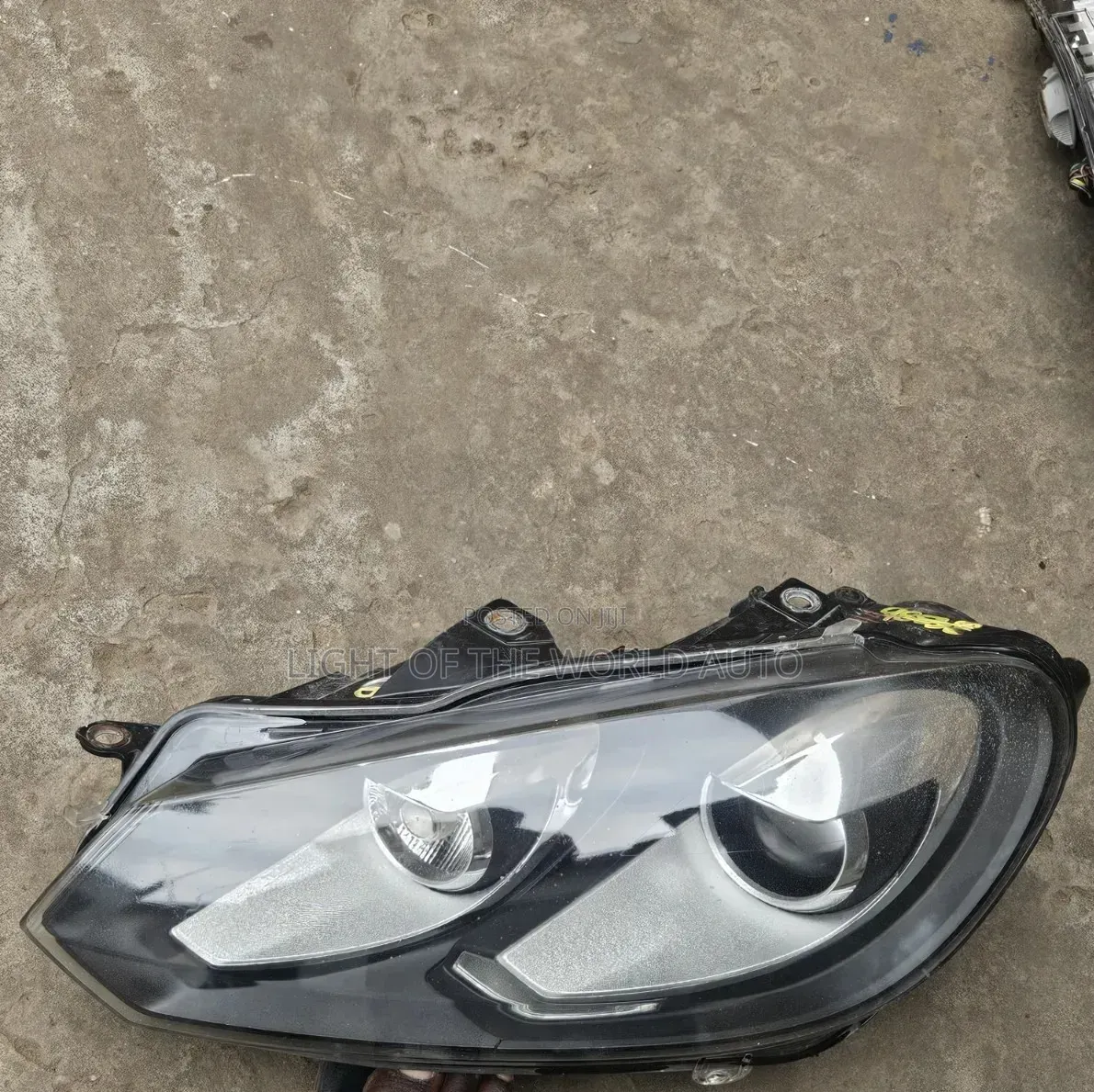 Golf 6 Mk6 Headlight Driver Side Charger Type