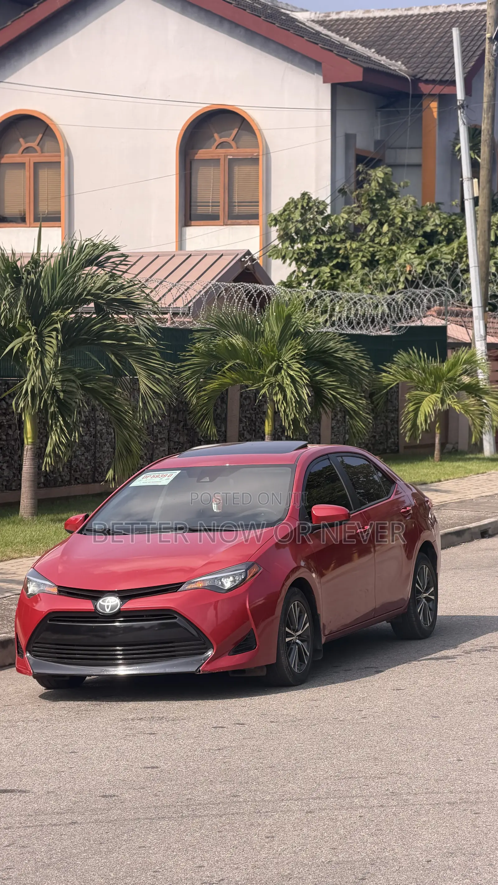 Toyota Corolla LE (1.8L 4cyl 2A) 2019 Red
