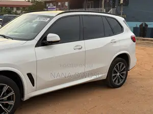BMW X5 sDrive40i 2022 White
