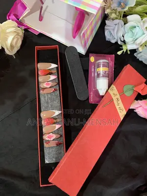 Customized Nail Press Ons