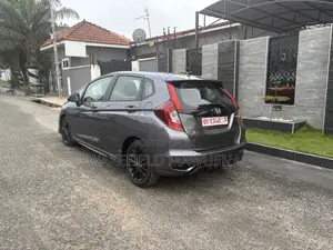 Honda Fit Sport 2018 Gray